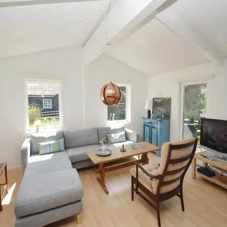 Three-bedroom Holiday In Prázdninový dům *